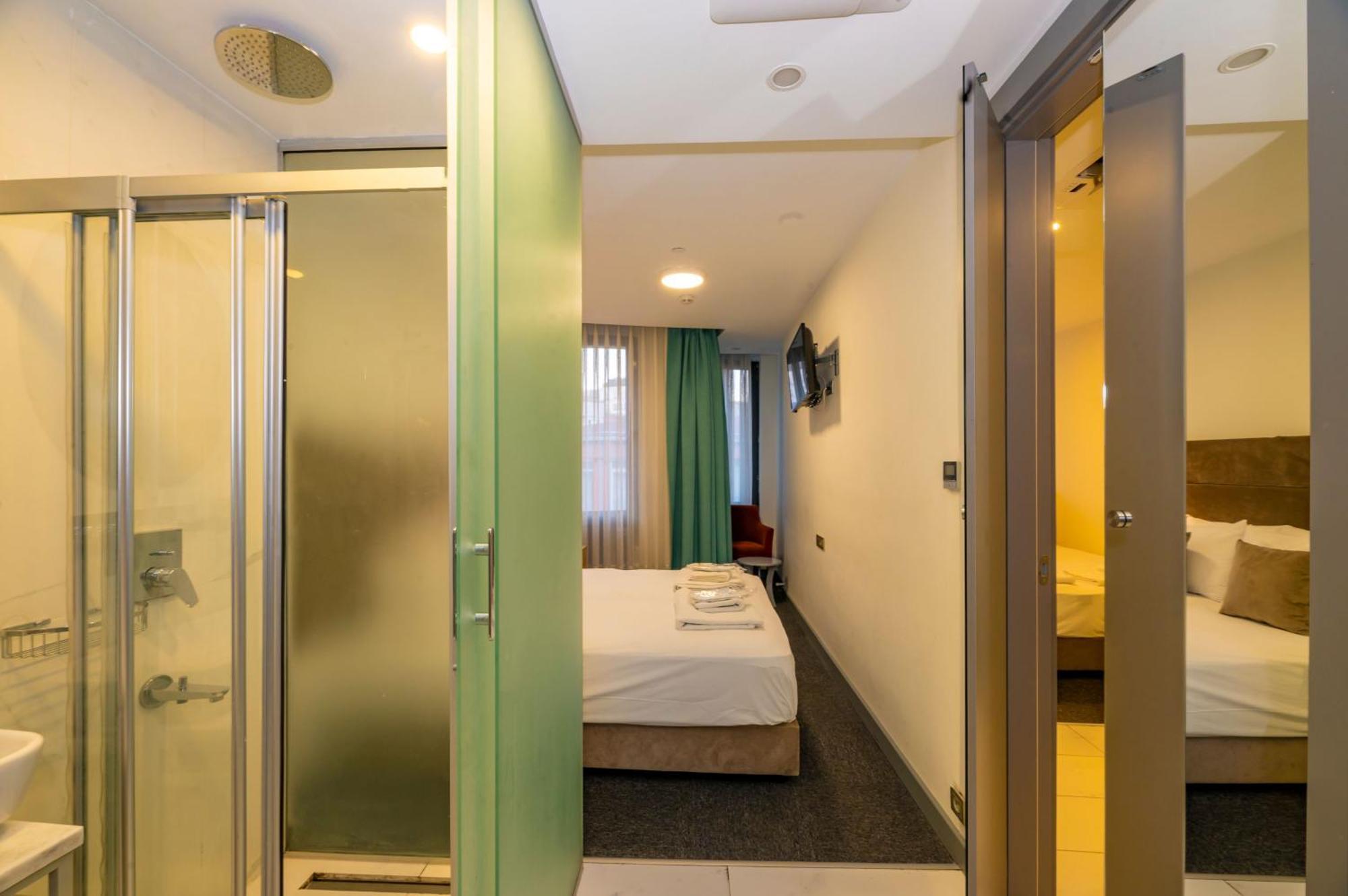 Taksim Hotel V Plus Istanbul Bilik gambar